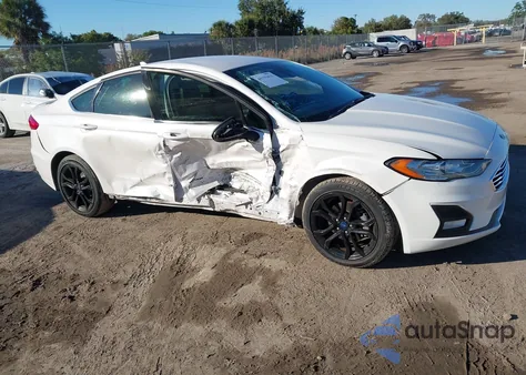 2019 Ford Fusion Se z USA, uszkodzony, nr VIN 3FA6P0HD4KR146939